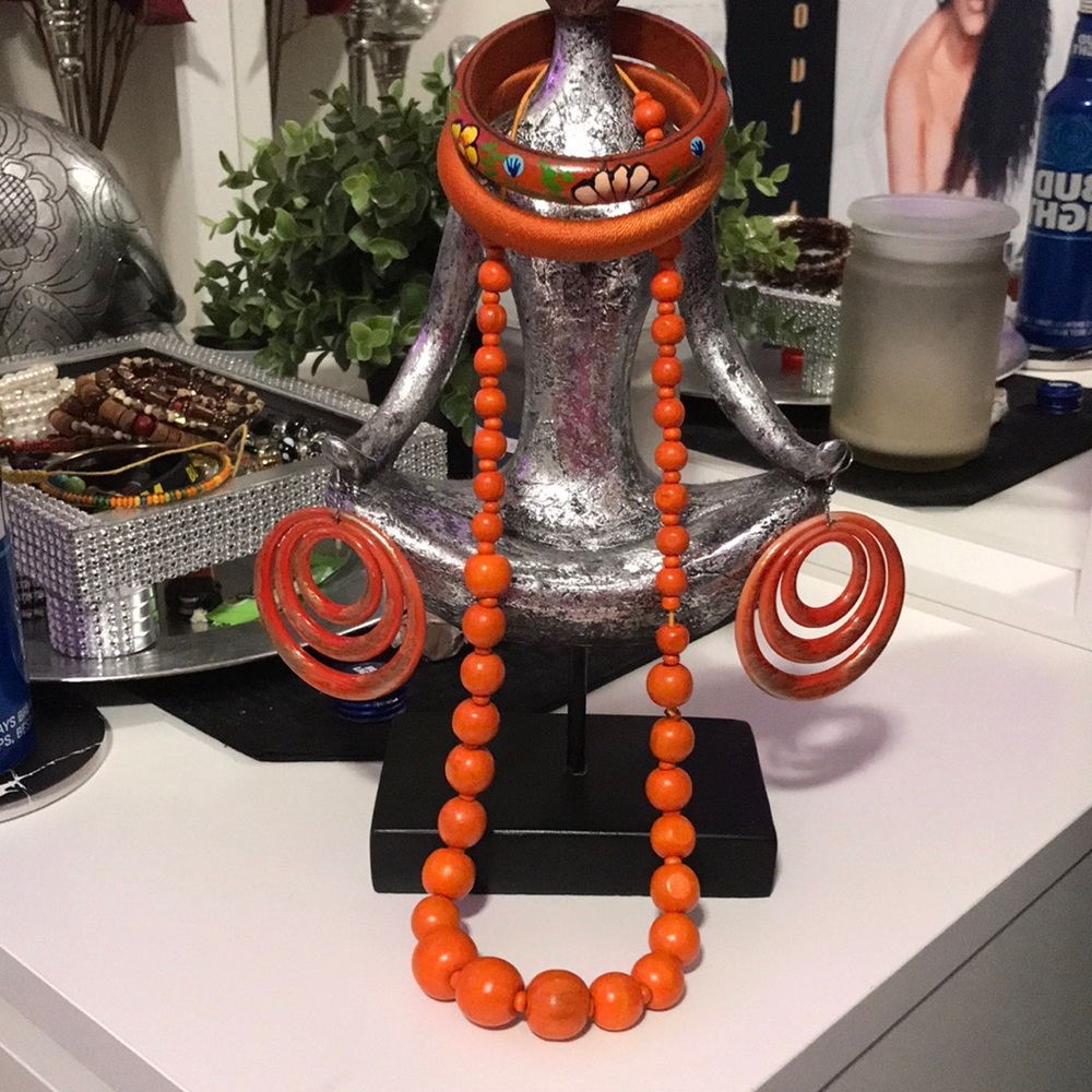 Necklace set